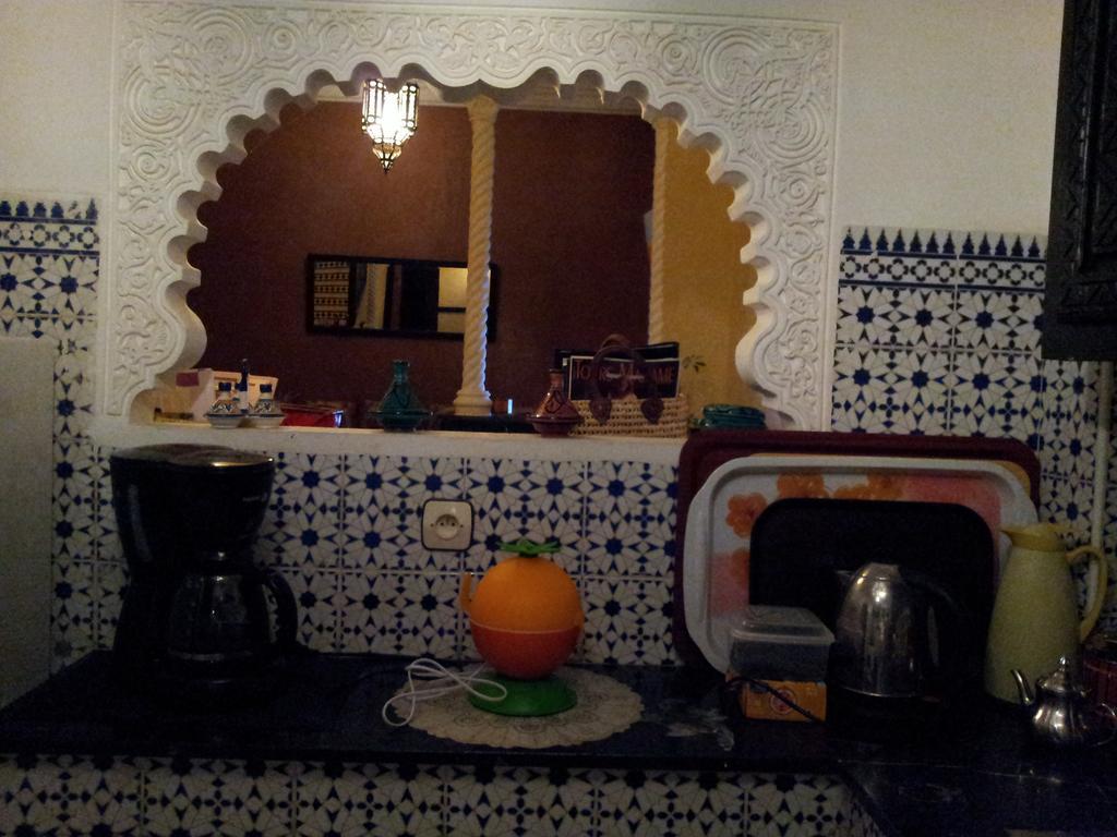 Riad Les Portes De La Medina Marrakesh Esterno foto